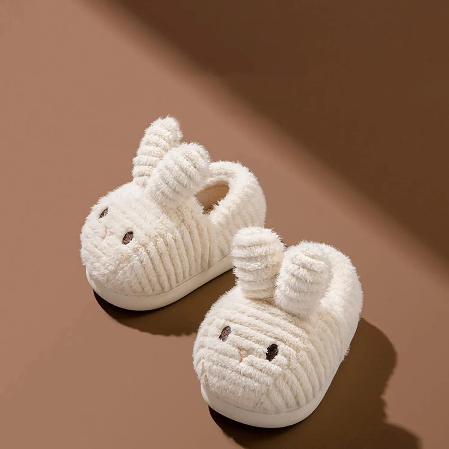 Fashion Cute Autumn and Winter Girls Boys Slippers Flat Soft Warm and Comfortable Solid Color Size 13 Girls Slippers