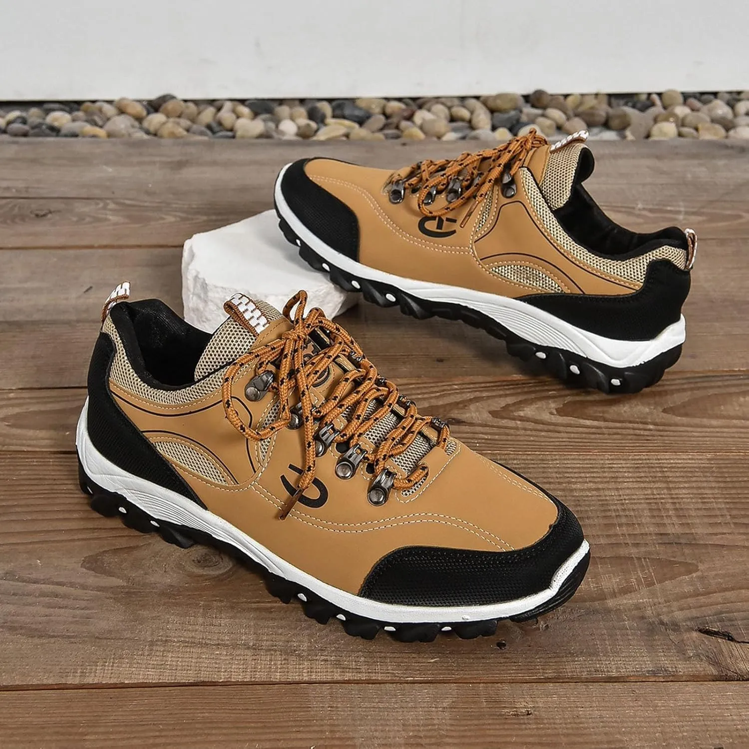 Men's Lace Up Sneakers Lightweight Non Slip Sneakers Arch Support Versatile Walking Shoes Comfort Workout Shoe