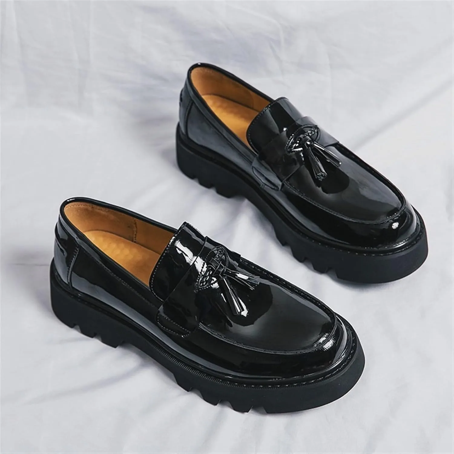 Mens Leather Slip-On Chunky Tassel Loafer Shoes Fashion Comfortable Round Toe Low Top Outdoor Walking Lug Sole Non-Slip Penny Loafers Business Dress Shoes for Men