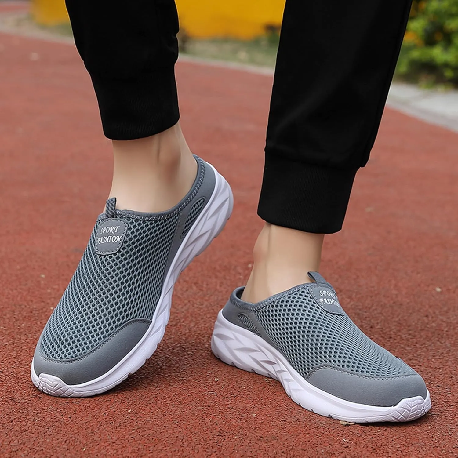 Men's Slip On Mesh Slippers Breathable Summer Shoes Lightweight Non Slip Beach Shoes Soft Flat Elderly Shoe