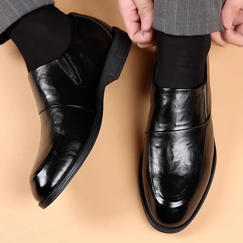 Men's Slip On Shoes Classic Formal Pointed Toe Business Oxfords Shoes Faux Patent Leather Dress Shoes for Men