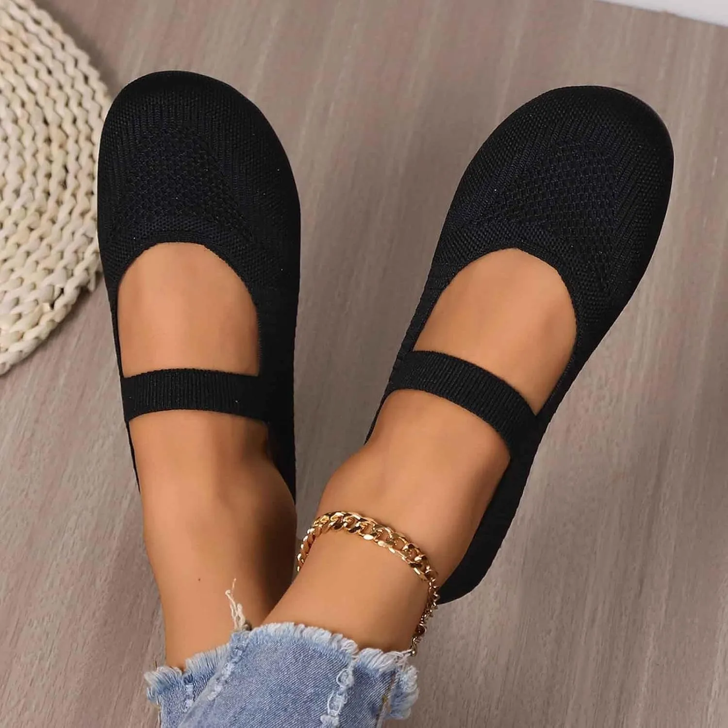 Women's Casual Shoes Everyday Comfort Breathable Design Ideal Summer Slip On Style with Flat Sole Lady Slip Shoe