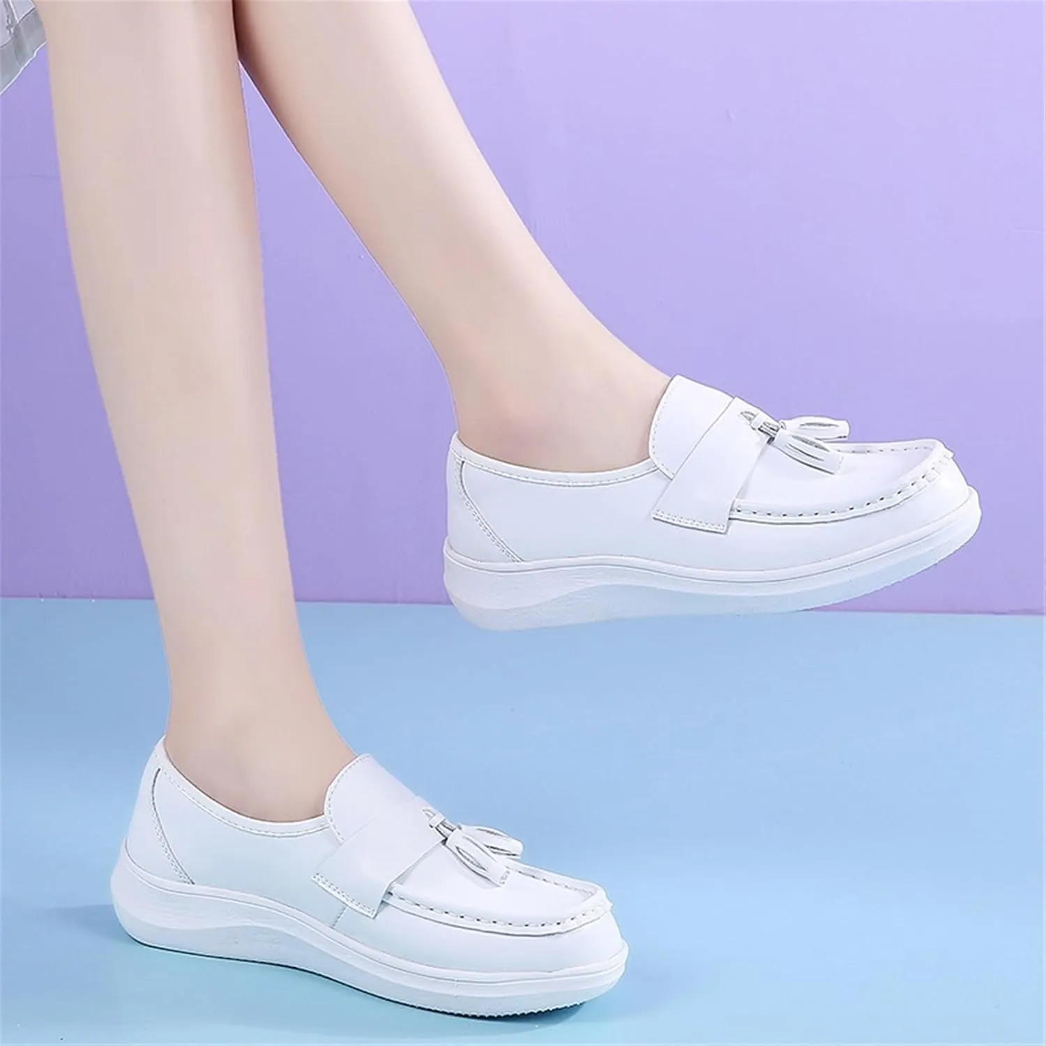 Women's Flat Moccasins, Womens Slip-On Casual Comfortable Breathable White Leather Nurse Shoes, Casual Non Tiring Feet Air Cushion with Arch Support, for Hospital Work,Teacher