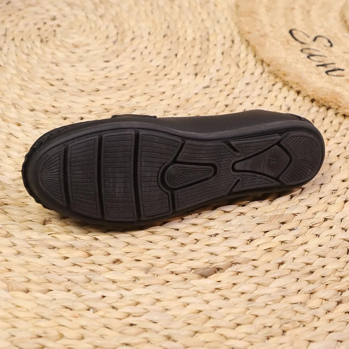 Women's Moccasins Cute Fashion Chain Decorated Low Top Round Toe Shoes Orthopedic Sandals, Cute Casual Comfy Lightweight Slip on Shoes, Female Solid All-Match Loafers for Birthday Gifts for Mum